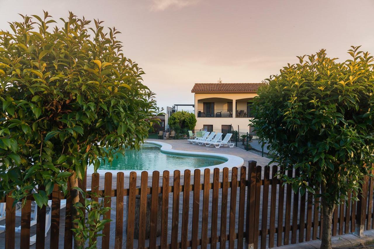 Can Gual Guest House Lametlla Del Valles Bagian luar foto