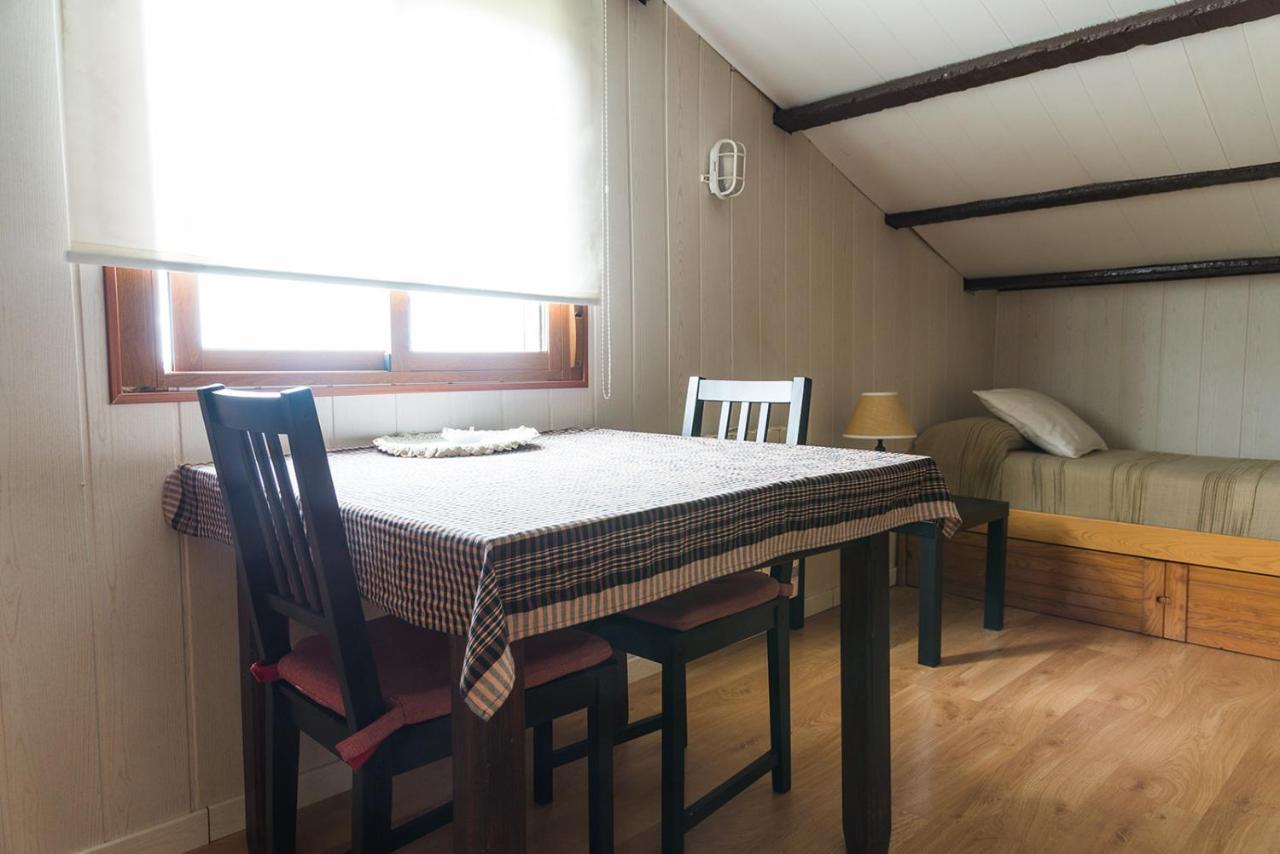 Can Gual Guest House Lametlla Del Valles Bagian luar foto